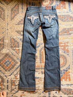 Angel Jeans Women's Low Rise Bootcut Denim w Embroidery & Whipstitch Hem Sz 00